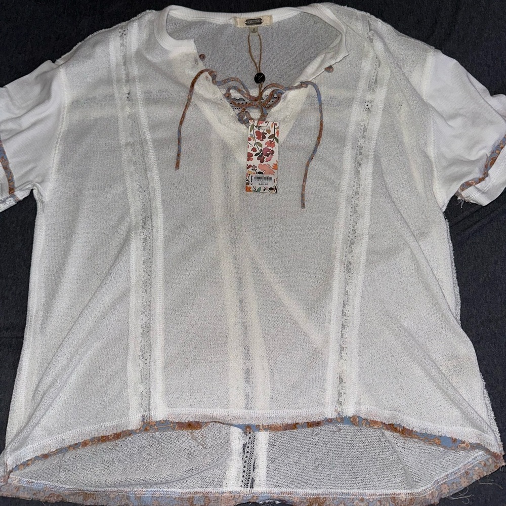 NWT Gimmicks Top from Buckle
